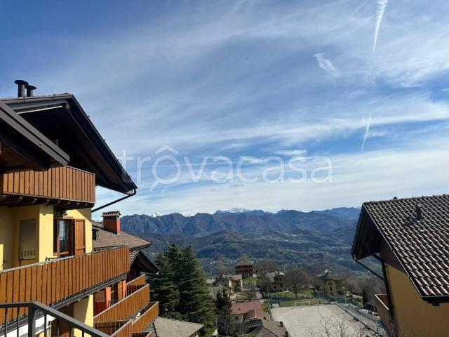 Appartamento in affitto a Costa Valle Imagna, Lombardia