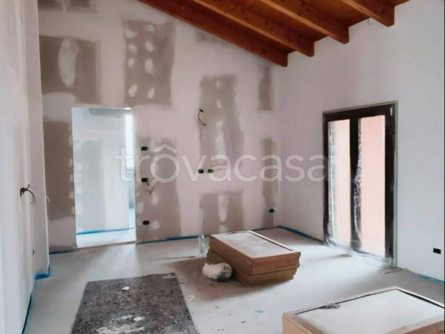 Villa Indipendente in affitto a San Felice, Cremona