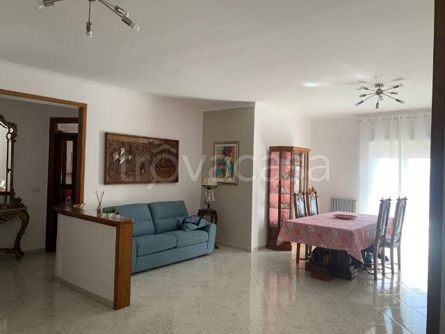 Appartamento in affitto a Poggio Reale, Calabria
