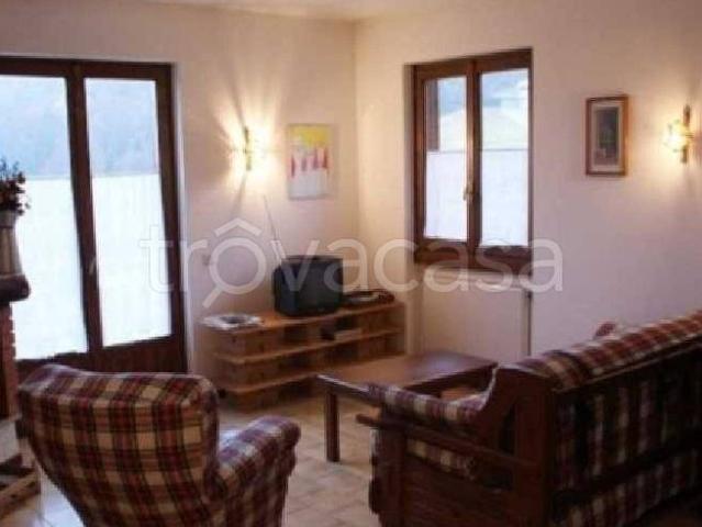 Appartamento in affitto a Comunità Montana della Valle Brembana, Cusio