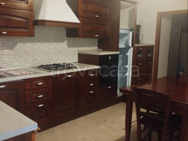 Appartamento in affitto a Fundrisi, Enna