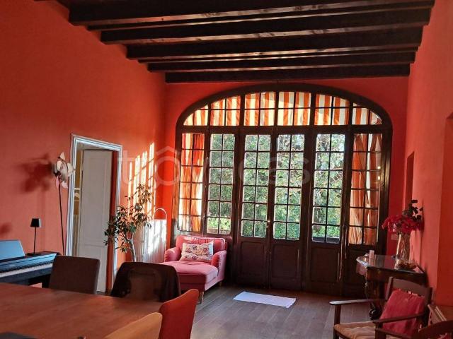Appartamento in affitto a Crevenna, Erba