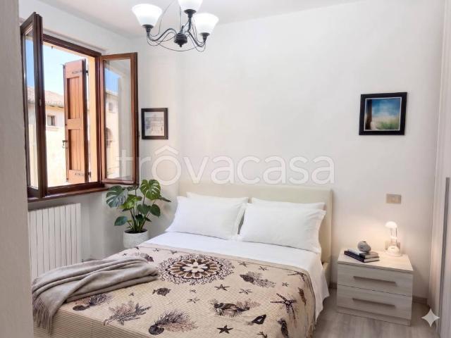 Appartamento in affitto a Centro storico, Marche