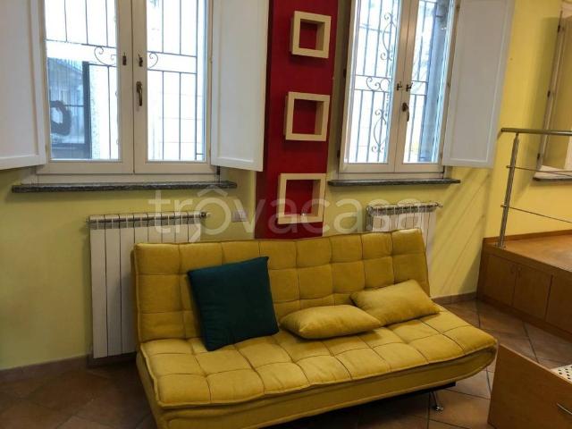 Appartamento in affitto a Ferno, Lombardia