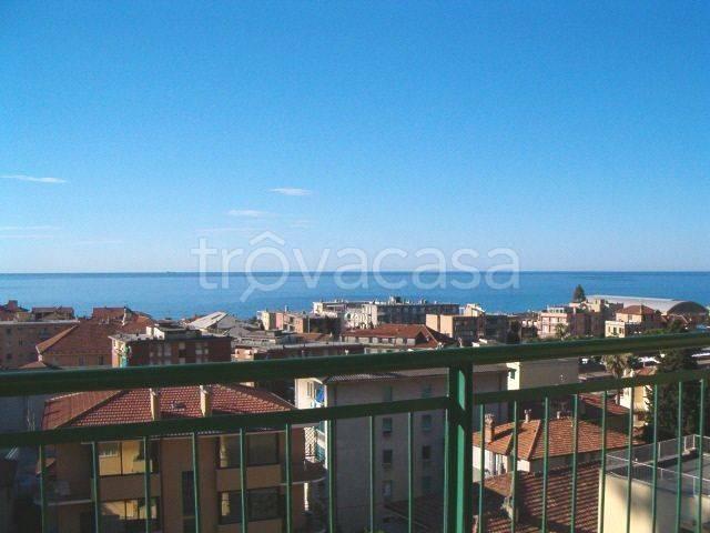 Appartamento in affitto a Finalmarina, Finale Ligure