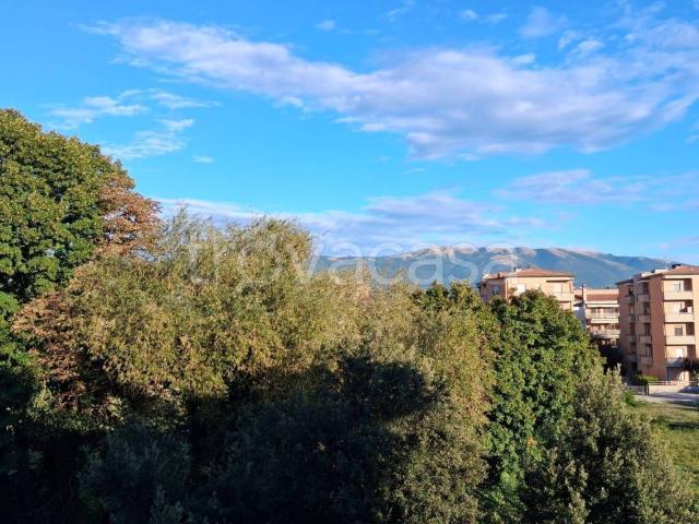 Appartamento in affitto a Borroni, Foligno