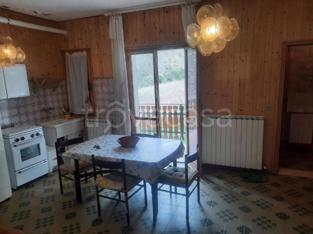 Appartamento in affitto a Unione dei comuni del Distretto Ceramico, Frassinoro