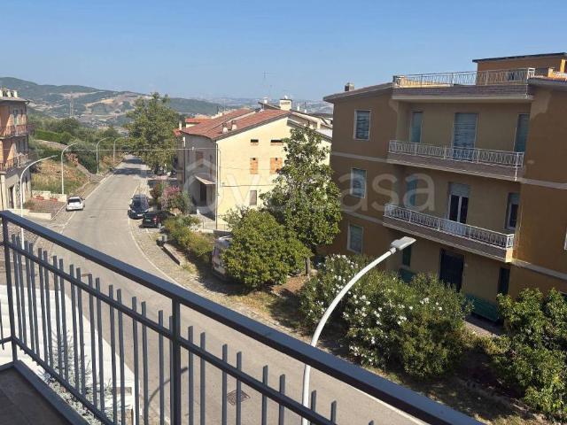 Appartamento in affitto a Gambatesa, Molise