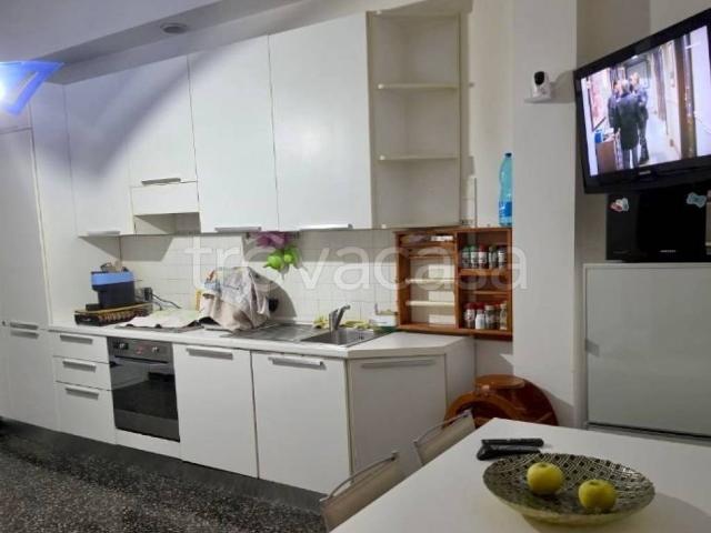 Appartamento in affitto a Medio Levante, Serra Riccò