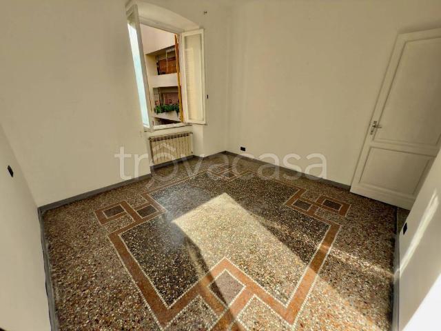 Appartamento in affitto a Centro Est, Serra Riccò