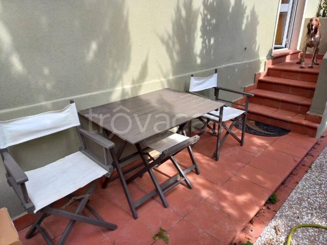 Appartamento in affitto a Centro Ovest, Serra Riccò