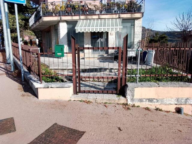 Appartamento in affitto a Grezzana, Veneto