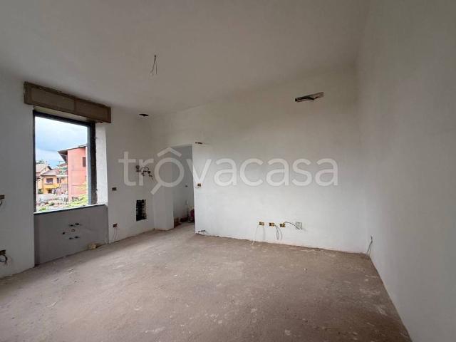 Appartamento in affitto a Guanzate, Lombardia