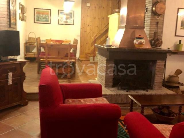 Appartamento in affitto a Ritirata, Gubbio