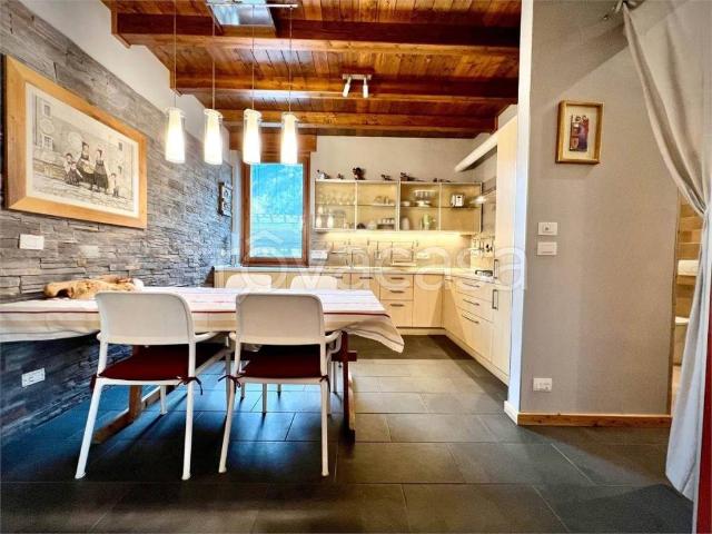 Appartamento in affitto a La Salle, Aosta
