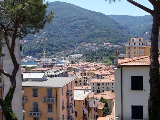 Appartamento in affitto a Vicci, La Spezia
