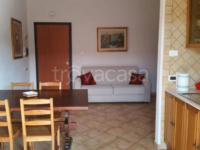 Appartamento in affitto a Marina di San Nicola, Roma Capitale