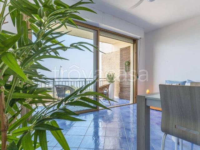 Appartamento in affitto a Villaggio Nettuno, Latina