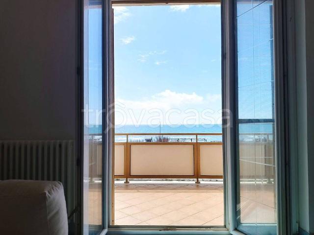 Appartamento in affitto a Lido di Latina, Latina