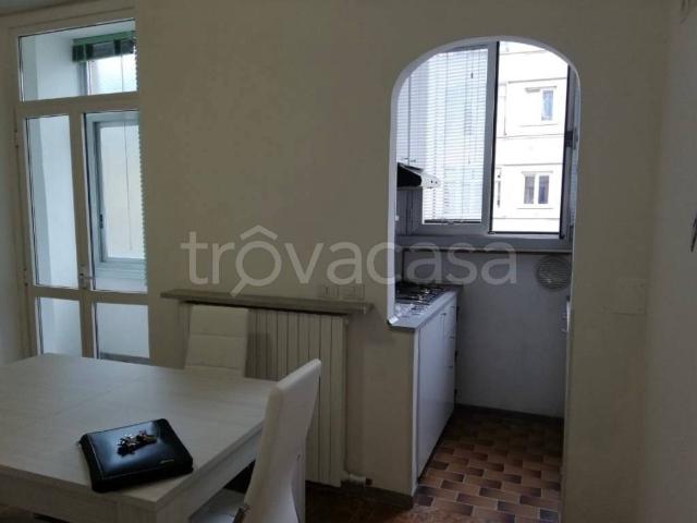 Appartamento in affitto a Acquate, Lecco
