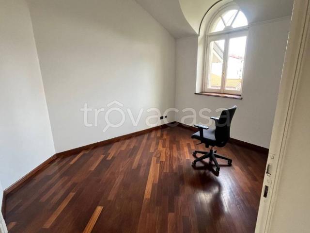 Appartamento in affitto a Oltresempione, Legnano