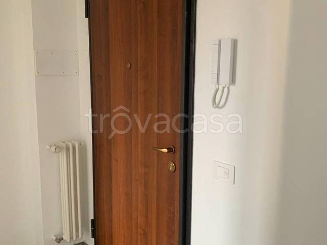 Appartamento in affitto a Oltresempione, Legnano
