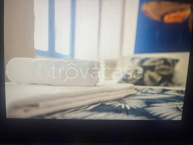 Appartamento in affitto a Lovere, Lombardia