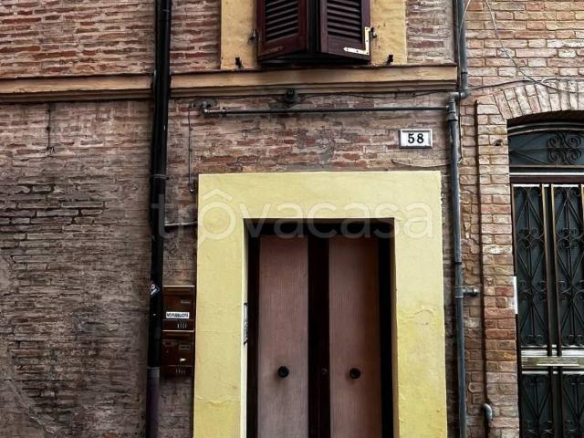 Appartamento in affitto a Tribunale, Marche