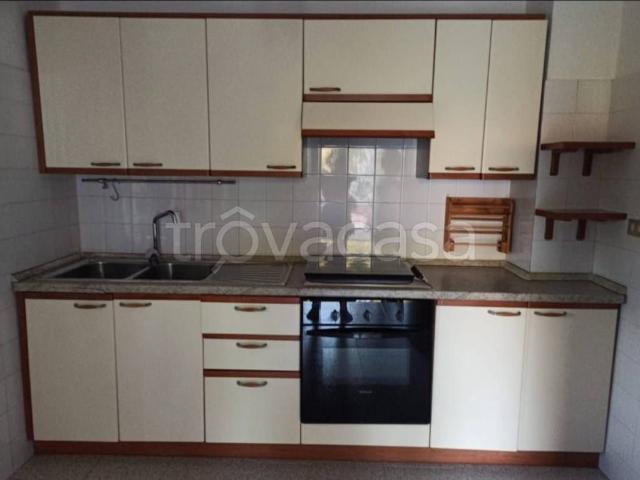 Appartamento in affitto a Massa, Maratea