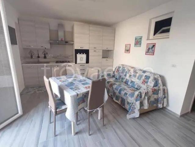 Appartamento in affitto a Puglia, Barletta-andria-trani