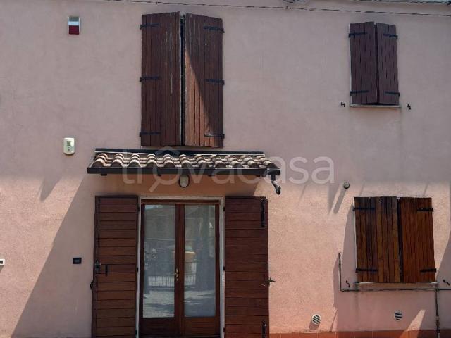 Appartamento in affitto a Masi Torello, Reggio Emilia