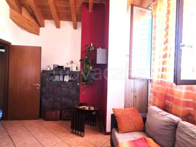 Appartamento in affitto a Melegnano, Milano