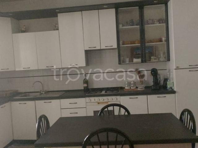 Appartamento in affitto a Sperone, Messina