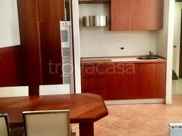 Appartamento in affitto a Municipio 5, Milano
