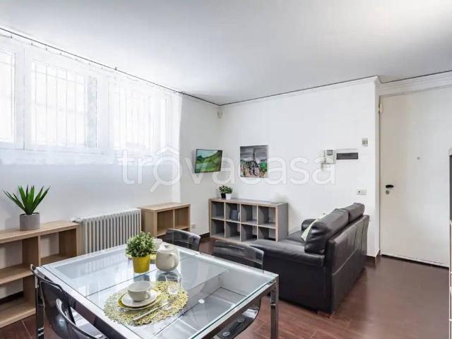 Appartamento in affitto a Municipio 5, Milano