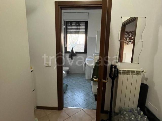 Appartamento in affitto a Municipio 9, Milano