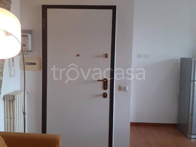 Appartamento in affitto a Ortomercato, Milano