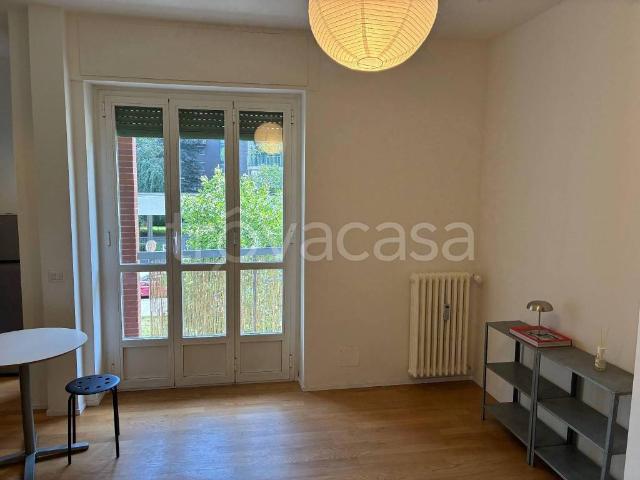 Appartamento in affitto a Municipio 6, Milano