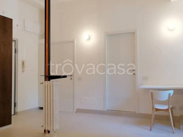 Appartamento in affitto a Municipio 7, Milano