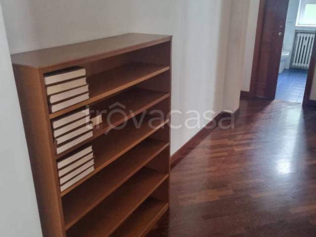 Appartamento in affitto a Municipio 7, Milano
