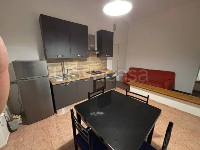 Appartamento in affitto a Municipio 8 di Milano, Milano