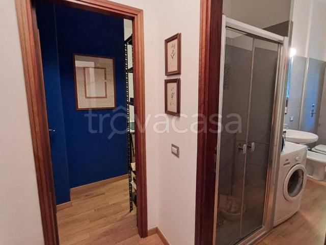 Appartamento in affitto a Municipio 9, Milano