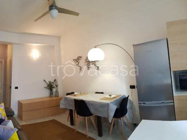 Appartamento in affitto a Municipio 9, Milano