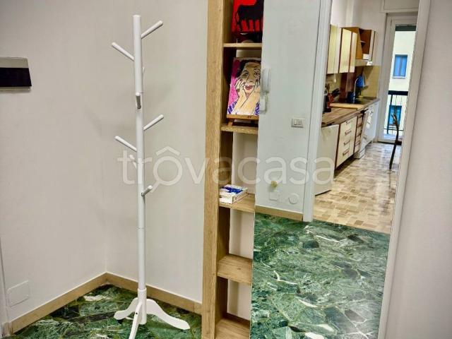 Appartamento in affitto a Municipio 6, Milano