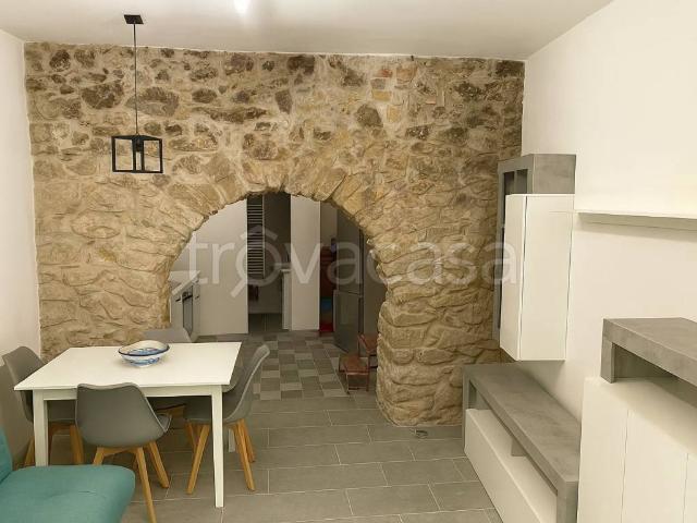 Appartamento in affitto a Mistretta, Sicilia