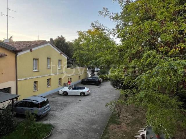 Appartamento in affitto a Crocetta, Modena