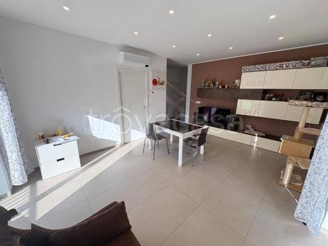 Appartamento in affitto a Modugno, Bari