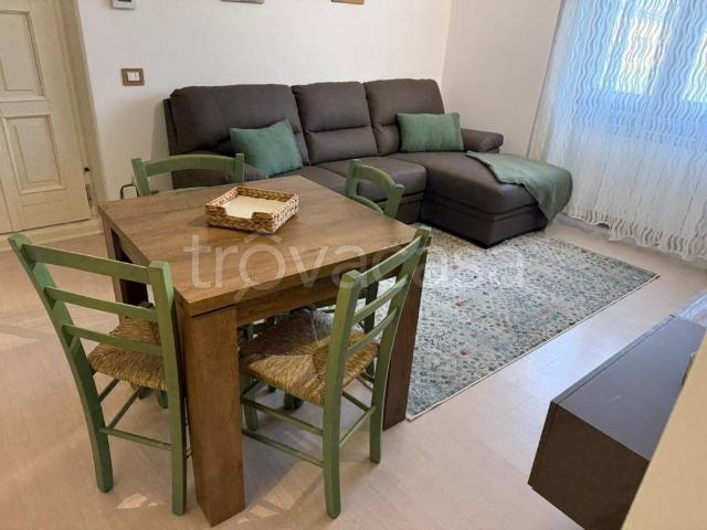 Appartamento in affitto a Monte Tapino, Moniga del Garda