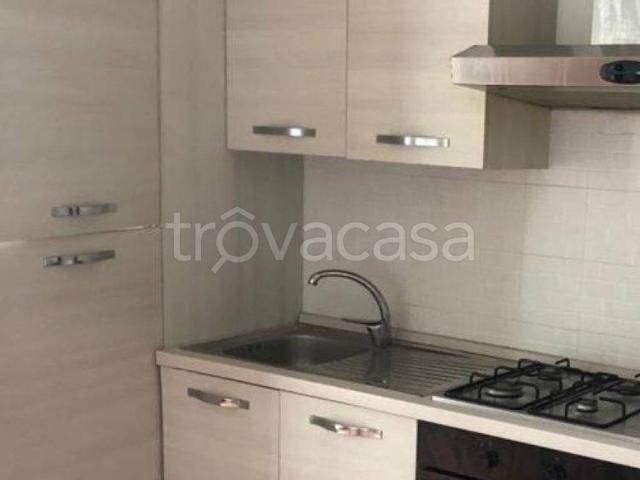 Appartamento in affitto a Montù Beccaria, Pavia