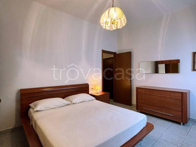 Appartamento in affitto a Regina Pacis, Monza